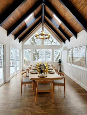 LuxurySpaciousCottage/FencedYard/DetachedBonusRoom